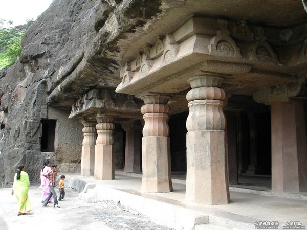 Ấn Độ: Ngôi Đại Già lam Cổ Tự Ajanta nghìn năm tuyệt tác trong hang động