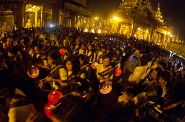 Myanmar: Phật tử cả nước chào đón ngày Lễ Hoa Đăng (Thadingyut)