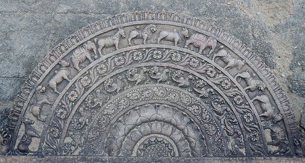 Gal Vihara Di sản Văn hóa Phật giáo tại Polonnaruwa, Sri Lanka