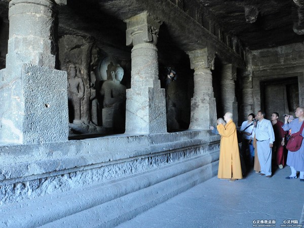 Ấn Độ: Ngôi Đại Già lam Cổ Tự Ajanta nghìn năm tuyệt tác trong hang động