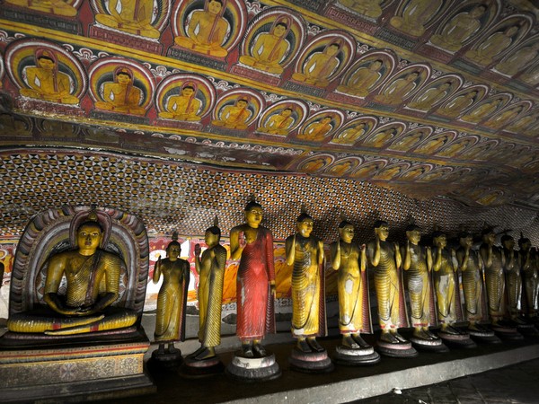 Chùm ảnh Danh lam Cổ tự Dambulla hang động huyền bí SriLanka
