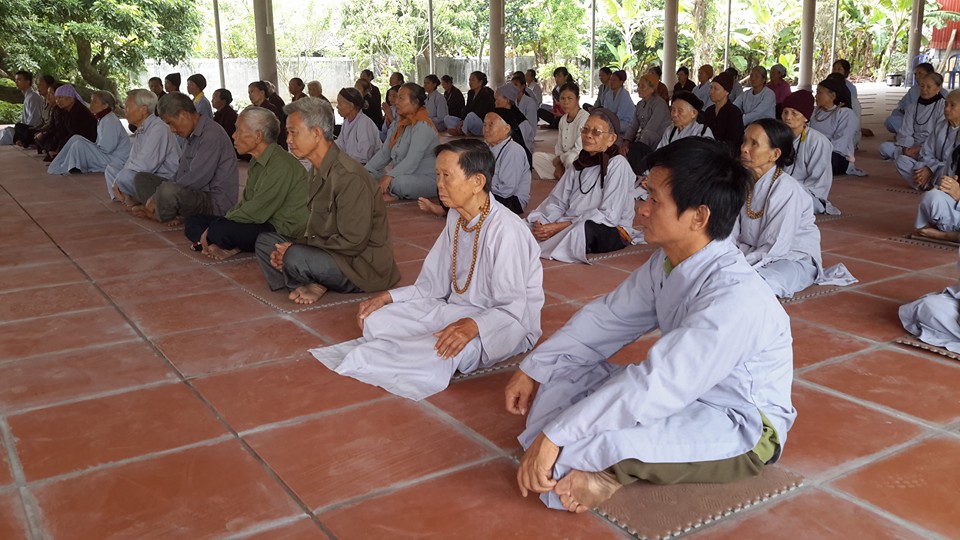 Thái Bình: Khóa tu niệm Phật một ngày chùa Văn Môn