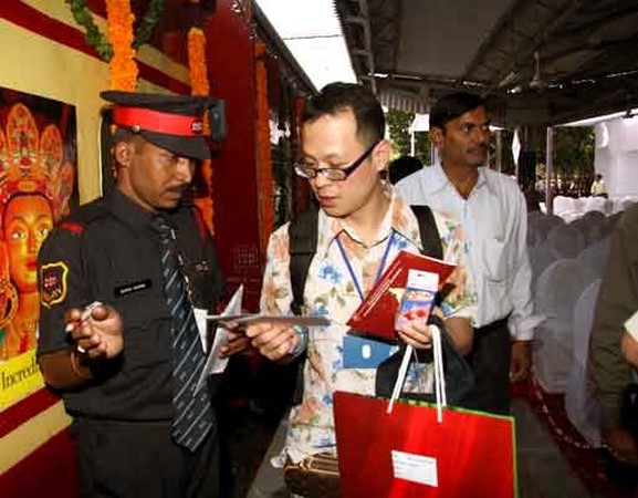 Ấn Độ Tàu hỏa phục vụ Hành hương Thánh địa Phật giáo năm 2015 - 2016
