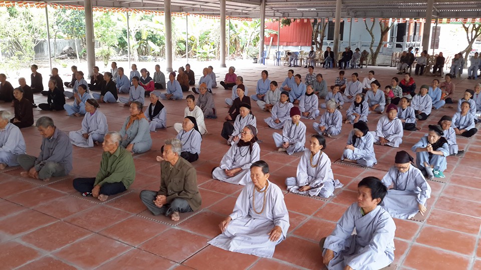 Thái Bình: Khóa tu niệm Phật một ngày chùa Văn Môn