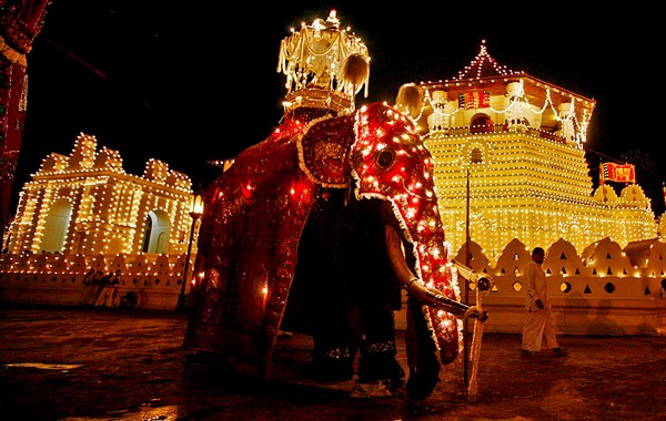 Danh lam Cổ Tự Dalada Maligawa Quốc bảo Sri Lanka