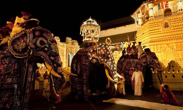 Danh lam Cổ Tự Dalada Maligawa Quốc bảo Sri Lanka
