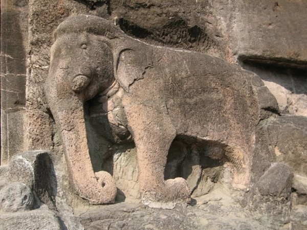 Ấn Độ: Ngôi Đại Già lam Cổ Tự Ajanta nghìn năm tuyệt tác trong hang động