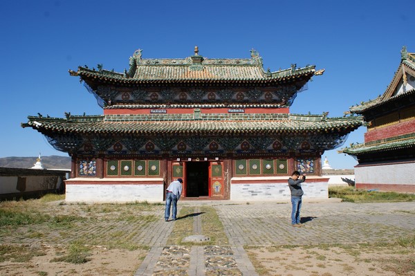 Mông Cổ: Ngôi Già lam Cổ tự Erdene Zuu tuyệt đẹp