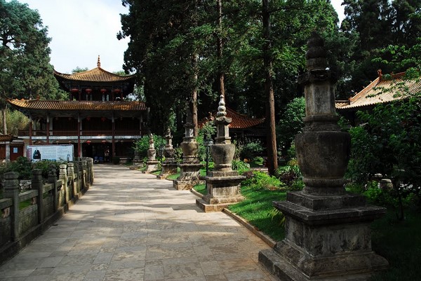 Trung Quốc: Danh lam thắng tích Hoa Đình Thiền Tự tỉnh Vân Nam
