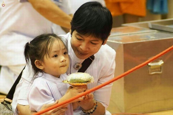 Thái Lan: Chùm ảnh Lễ tưởng niệm 98 năm ngày Thiền sư Phra Mongkhonthepmuni ngộ đạo