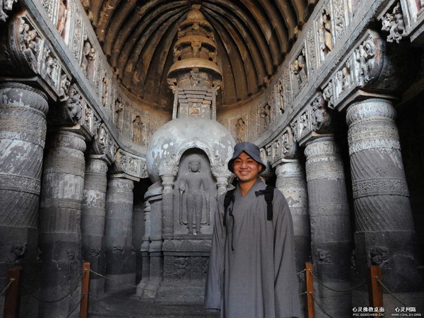 Ấn Độ: Ngôi Đại Già lam Cổ Tự Ajanta nghìn năm tuyệt tác trong hang động
