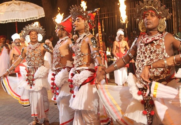 Danh lam Cổ Tự Dalada Maligawa Quốc bảo Sri Lanka