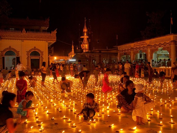 Myanmar: Phật tử cả nước chào đón ngày Lễ Hoa Đăng (Thadingyut)