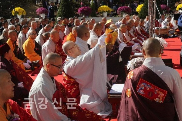 Hàn Quốc: Chùm ảnh Khánh thành Đại Bảo tháp Ngọc Phật khát vọng Hòa bình thống nhất đất nước