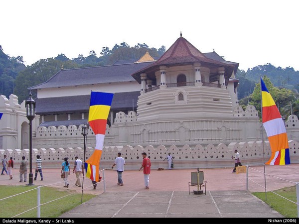 Danh lam Cổ Tự Dalada Maligawa Quốc bảo Sri Lanka
