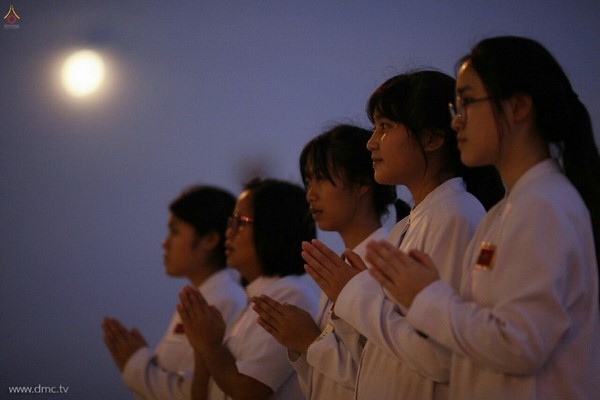 Thái Lan: Chùm ảnh Lễ tưởng niệm 98 năm ngày Thiền sư Phra Mongkhonthepmuni ngộ đạo