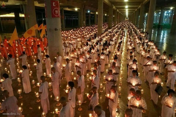 Thái Lan: Chùm ảnh Lễ tưởng niệm 98 năm ngày Thiền sư Phra Mongkhonthepmuni ngộ đạo