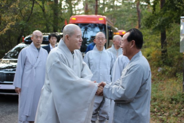 Phật giáo Nam Bắc Hàn tổ chức Pháp hội tại chùa Singyesa cầu nguyện Thống nhất đất nước