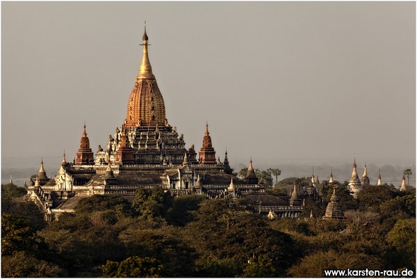 Myanmar: Chùm ảnh Ngôi Đại Già lam Cổ Tự Ananda tuyệt đẹp ở Thành phố Phật giáo Bagan