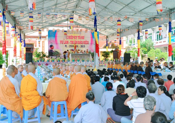 Hà Tiên: Lễ Hiệp kỵ liệt vị Tổ sư và Vu lan Báo hiếu tại Sắc tứ Tam Bảo Tự