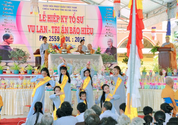 Hà Tiên: Lễ Hiệp kỵ liệt vị Tổ sư và Vu lan Báo hiếu tại Sắc tứ Tam Bảo Tự