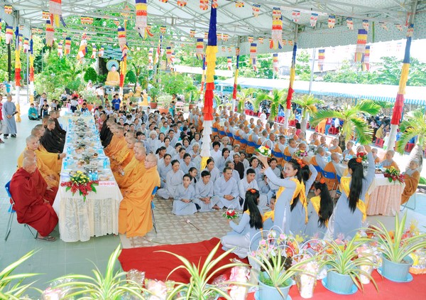 Hà Tiên: Lễ Hiệp kỵ liệt vị Tổ sư và Vu lan Báo hiếu tại Sắc tứ Tam Bảo Tự