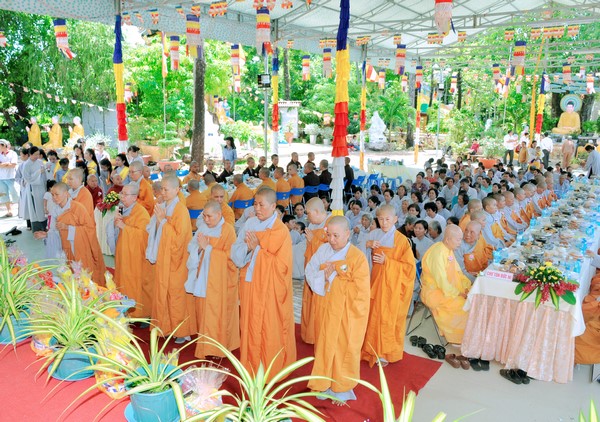 Hà Tiên: Lễ Hiệp kỵ liệt vị Tổ sư và Vu lan Báo hiếu tại Sắc tứ Tam Bảo Tự