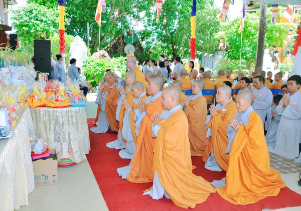 Hà Tiên: Lễ Hiệp kỵ liệt vị Tổ sư và Vu lan Báo hiếu tại Sắc tứ Tam Bảo Tự