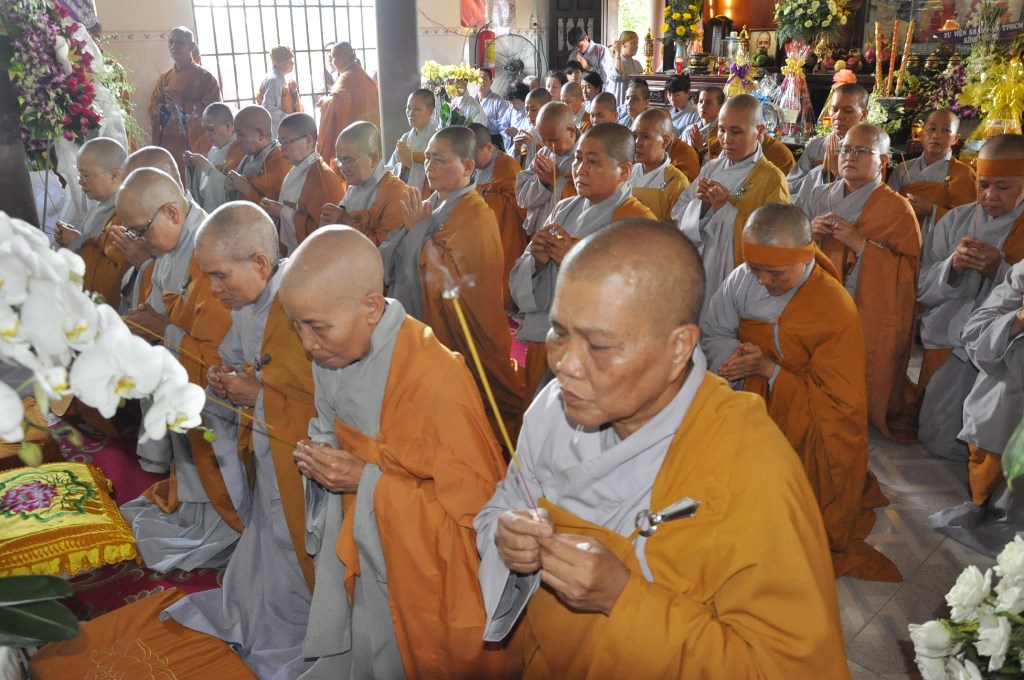 Long An: tông mônThiênThai Giáo Quán viếng lễ tang cố ni trưởng thượng Đạt hạ Cung