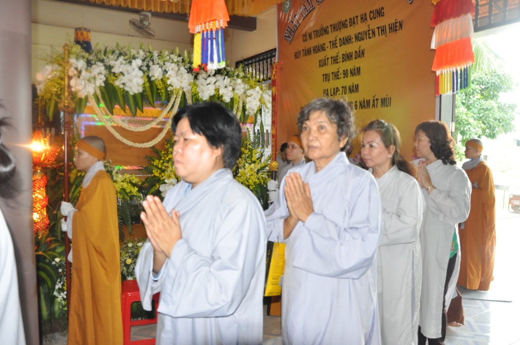 Long An: tông mônThiênThai Giáo Quán viếng lễ tang cố ni trưởng thượng Đạt hạ Cung