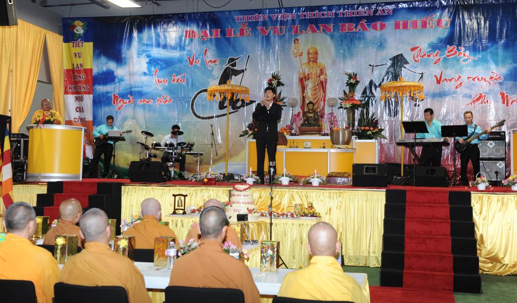Hội Lệ Vu Lan - Mua Hiếu Hạnh 2015 Do Thiền Viện Thích Thiên Ân, Atlanta (Hoa Kỳ) Tổ Chức