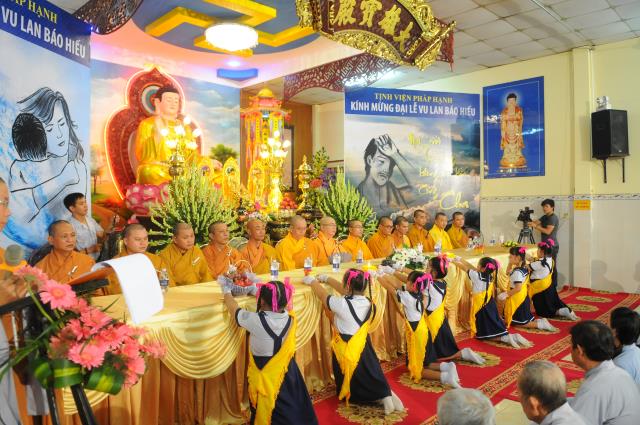 TP.HCM: Ấm áp Đại lễ Vu lan Báo hiếu tại Tịnh Viện Pháp Hạnh