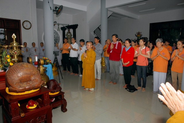 Quỹ Đạo Phật Ngày Nay khánh thành “Nhịp cầu yêu thương 4” và trao quà từ thiện tại Bến Tre