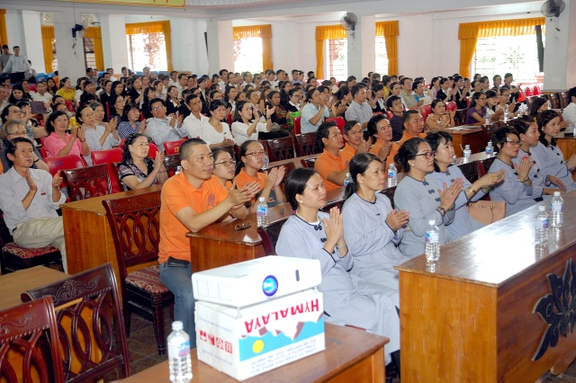 Quỹ Đạo Phật Ngày Nay: Lễ công bố chương trình &quot; Chung tay vì người bệnh&quot;