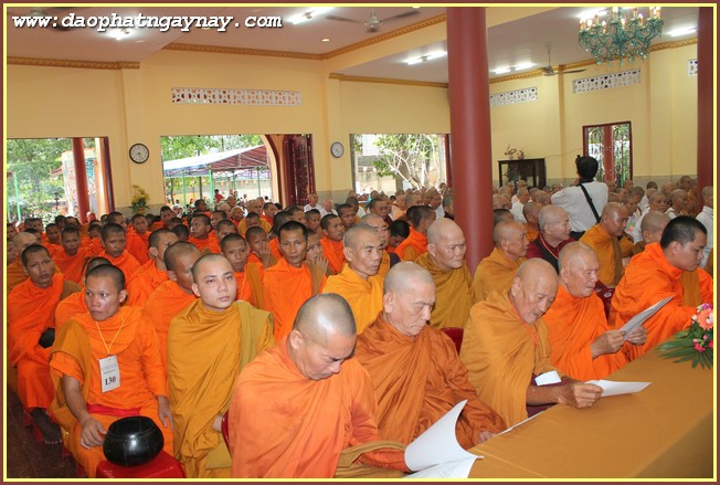 TP.HCM: Lễ Sinh Hoạt An Cư Kiết Hạ PL.2559 Phật Giáo Nam Tông Kinh - Lần Thứ Nhất