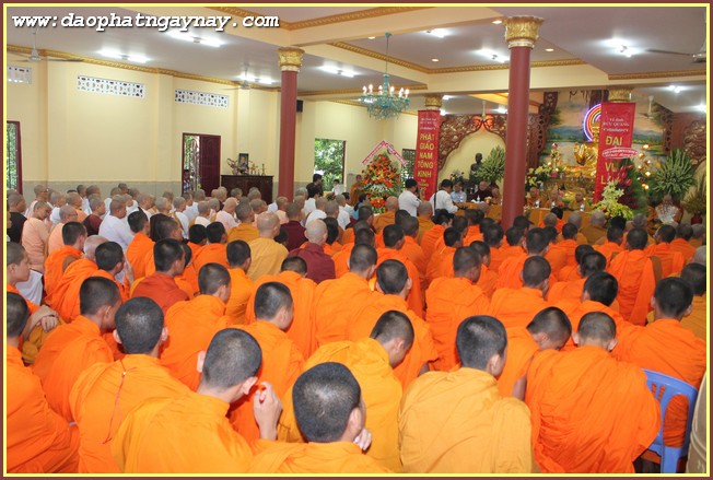 TP.HCM: Lễ Sinh Hoạt An Cư Kiết Hạ PL.2559 Phật Giáo Nam Tông Kinh - Lần Thứ Nhất