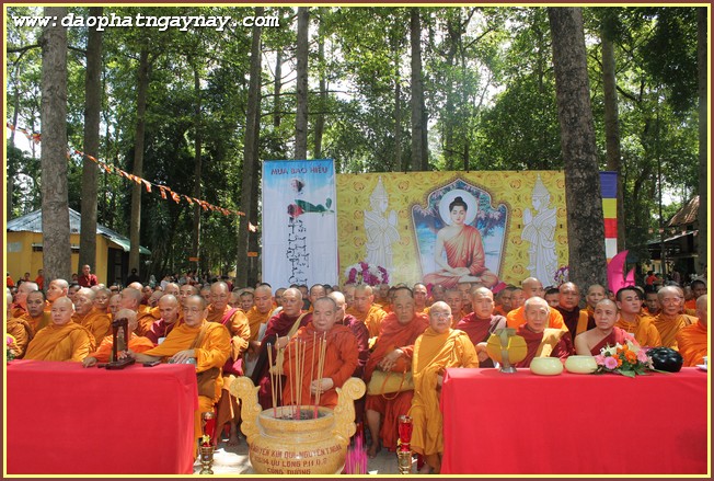 TP.HCM: Lễ Sinh Hoạt An Cư Kiết Hạ PL.2559 Phật Giáo Nam Tông Kinh - Lần Thứ Nhất