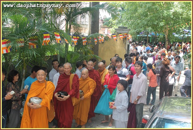 TP.HCM: Lễ Sinh Hoạt An Cư Kiết Hạ PL.2559 Phật Giáo Nam Tông Kinh - Lần Thứ Nhất