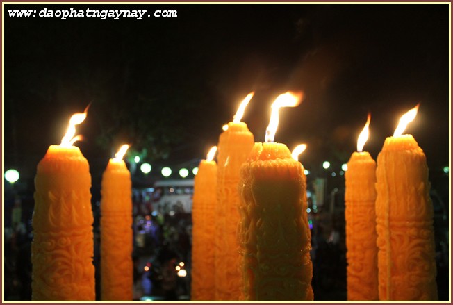 Đồng Nai: Đêm hội cúng đèn Vu Lan Báo Hiếu - PL. 2559 tại thiền viện Phước Sơn