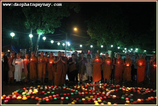 Đồng Nai: Đêm hội cúng đèn Vu Lan Báo Hiếu - PL. 2559 tại thiền viện Phước Sơn