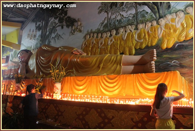 Đồng Nai: Đêm hội cúng đèn Vu Lan Báo Hiếu - PL. 2559 tại thiền viện Phước Sơn