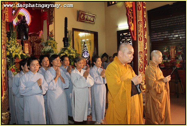 Long An: Hội đồng Trị sự viếng tang lễ cố hòa thượng Thích Tắc Ngộ