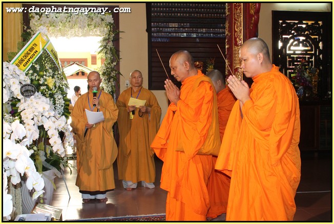 Long An: Hội đồng Trị sự viếng tang lễ cố hòa thượng Thích Tắc Ngộ