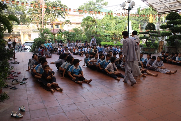 Hà Nội: &quot;Khóa Tu Theo Dấu Chân Phật&quot; lần thứ tại chùa Tăng Phúc