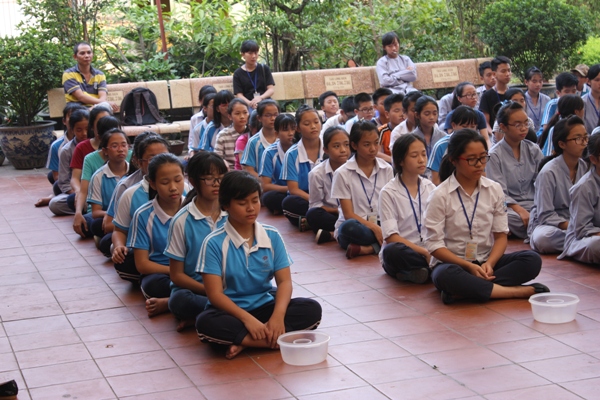 Hà Nội: &quot;Khóa Tu Theo Dấu Chân Phật&quot; lần thứ tại chùa Tăng Phúc