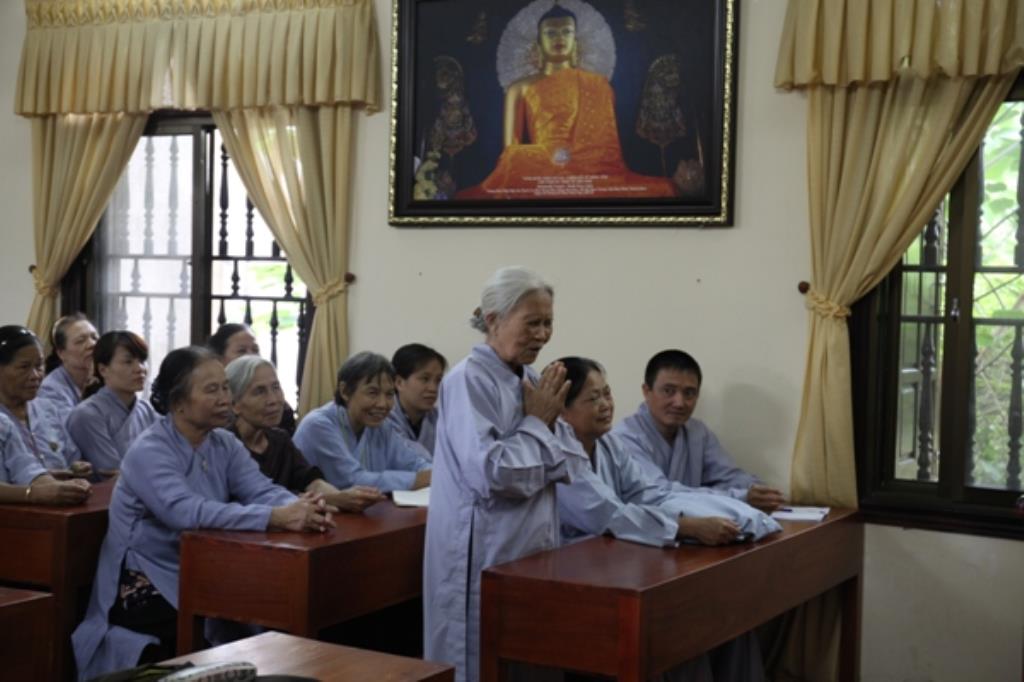 Hà Nội: Đ Đ Thích Tâm Mẫn chia sẻ pháp thoại tại chùa Tăng Phúc