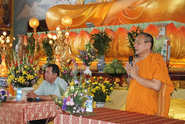 Ban tôn giáo viếng thăm trường hạ Thiền Viện Phước Sơn