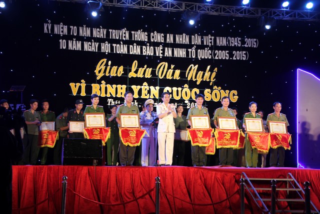 Thái Bình: Chùa Từ Xuyên giao lưu và chúc mừng Công an tỉnh
