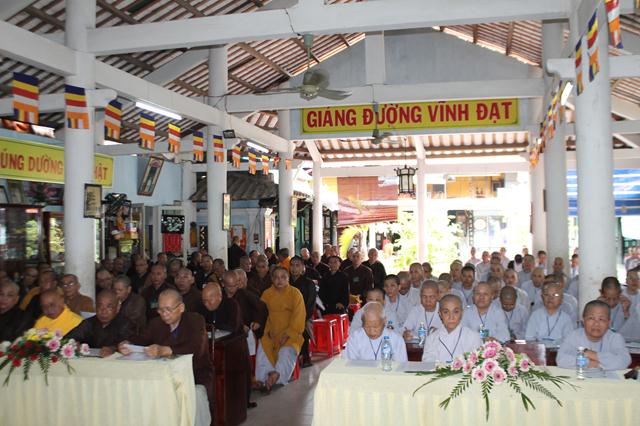 Đồng Tháp: Khai Giảng Khóa Bồi Dưỡng Trụ Trì và Sinh Hoạt Giáo Hội Năm 2015