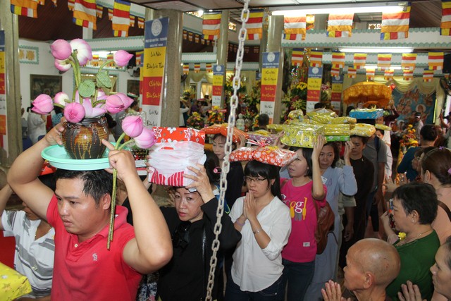 Đại Lễ Dâng Y Kathina Tại chùa Phổ Minh